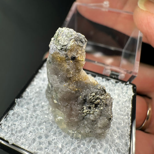 Gold (Specimen #300028)