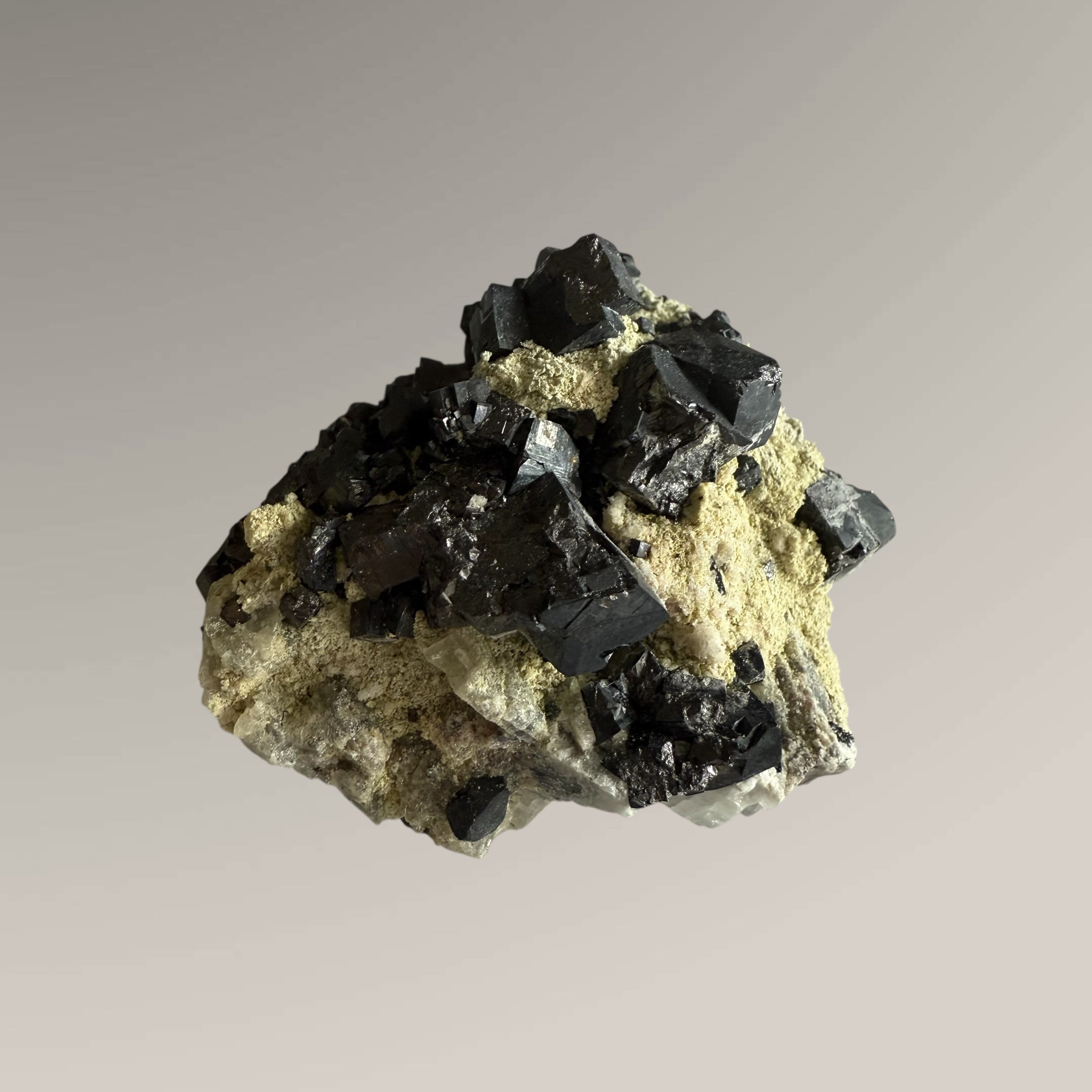 Cubic Magnetite (Specimen #100299) – Groundstar Minerals