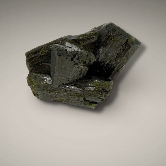 Epidote Floater (Specimen #700125)