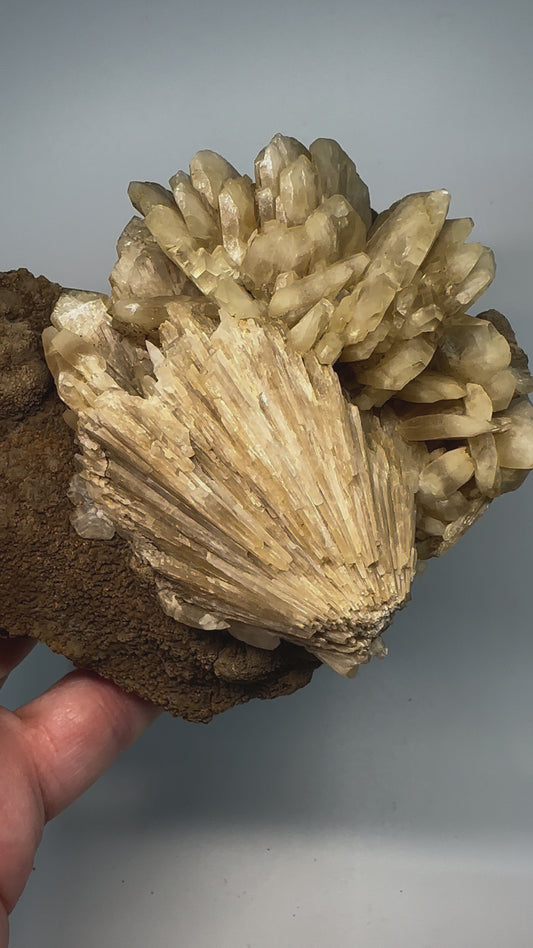 Quartz (Specimen #300005)